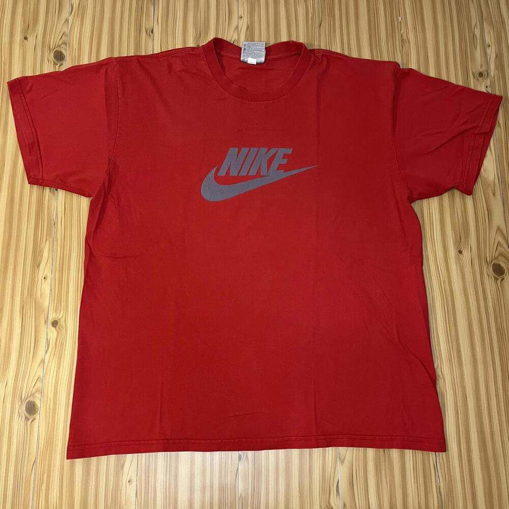Vtg 00s Red Nike Swoosh Tee M Honduras